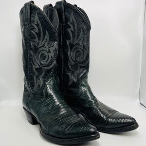 Justin Black/w-green Leather cowgirl boots. SZ: 6.5 B. G.C.